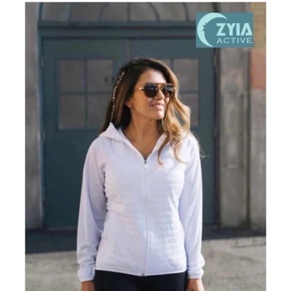 Zyia Active Solitude Jacket White Size Small